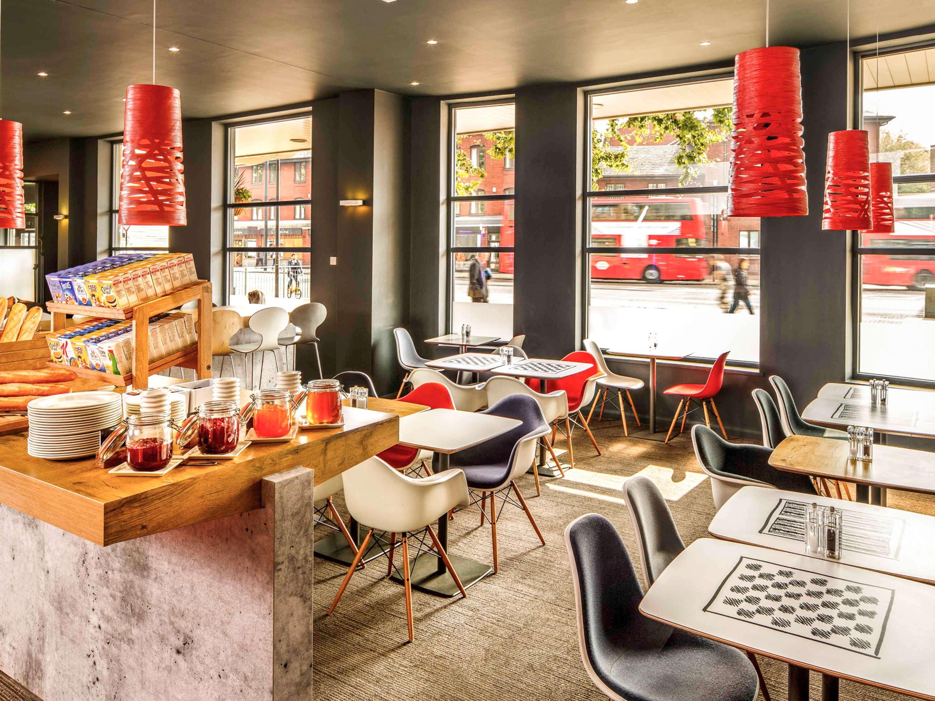 Ibis Stratford Londra
